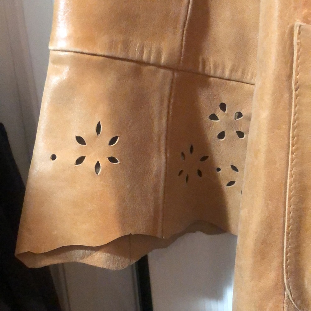 Wilsons leather spring coat ๐งฅ. - Picture 2 of 10